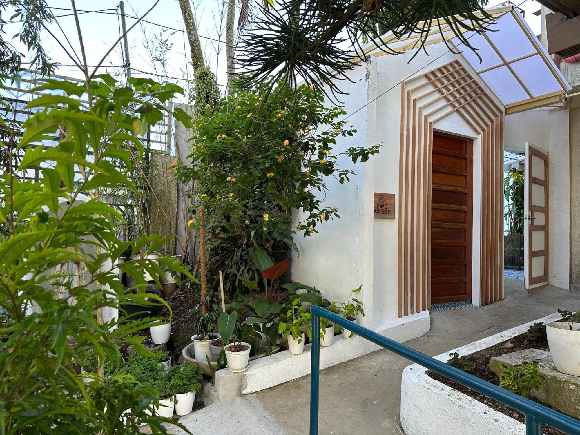Cabins By Eco Hotels Tagaytay City Exteriör bild